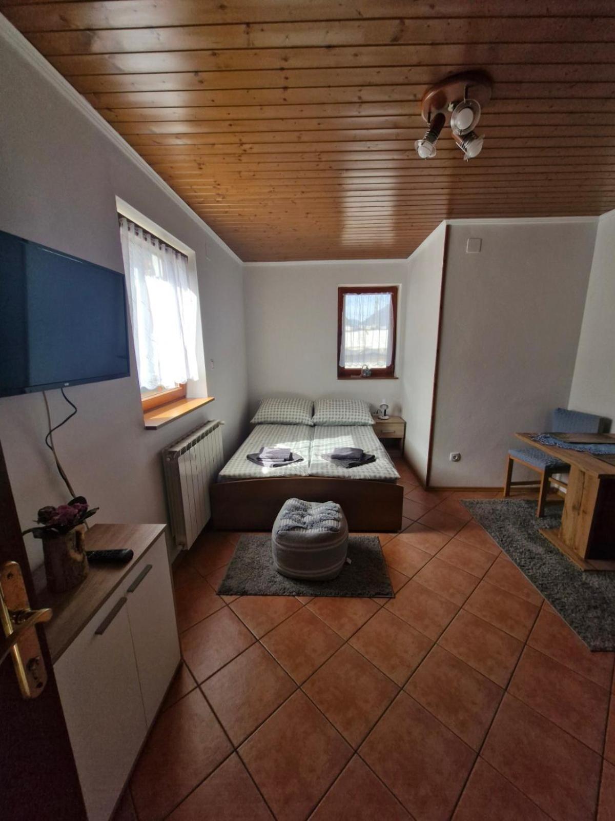 Kometer Appartement Bovec Buitenkant foto