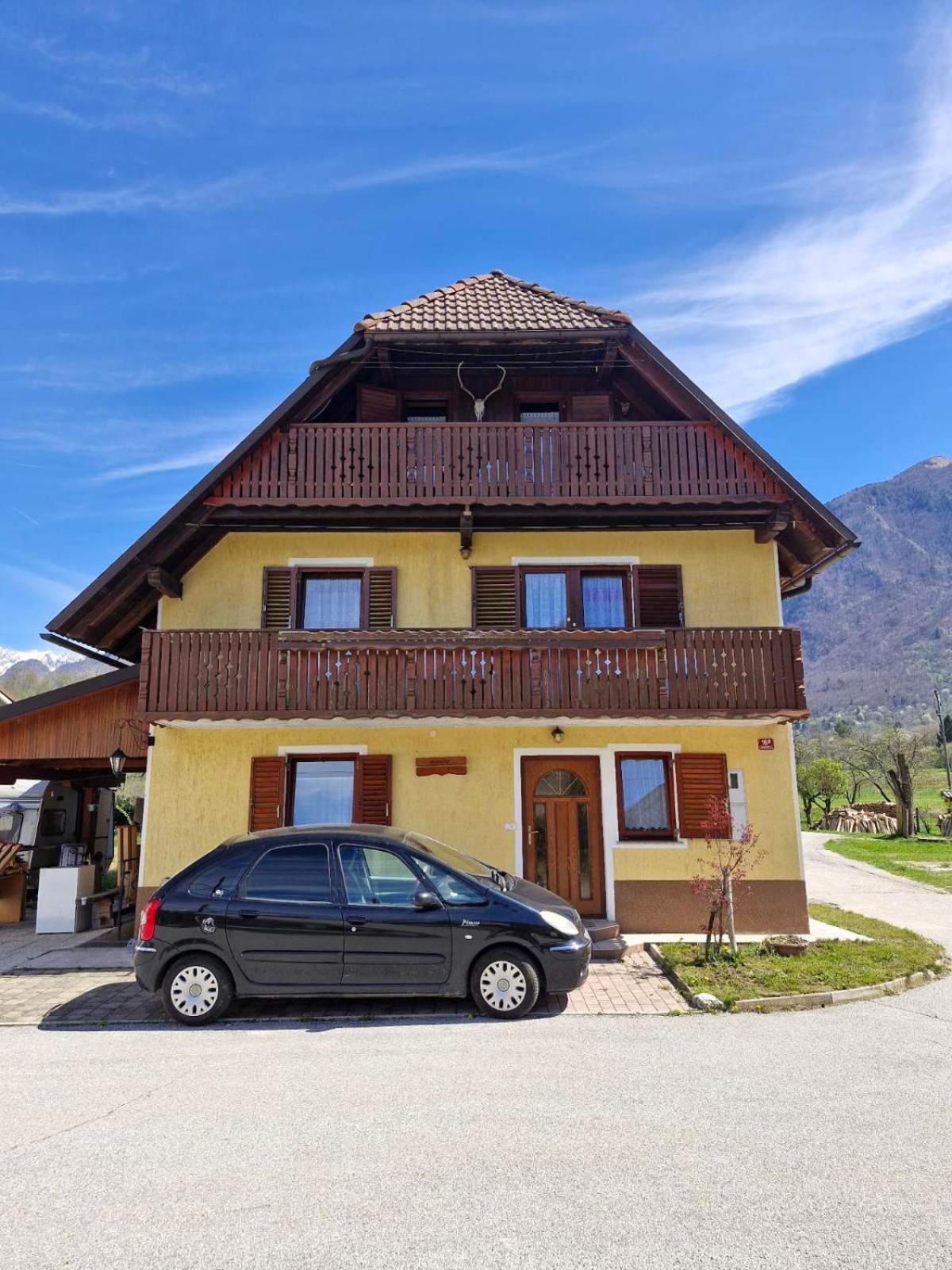 Kometer Appartement Bovec Buitenkant foto