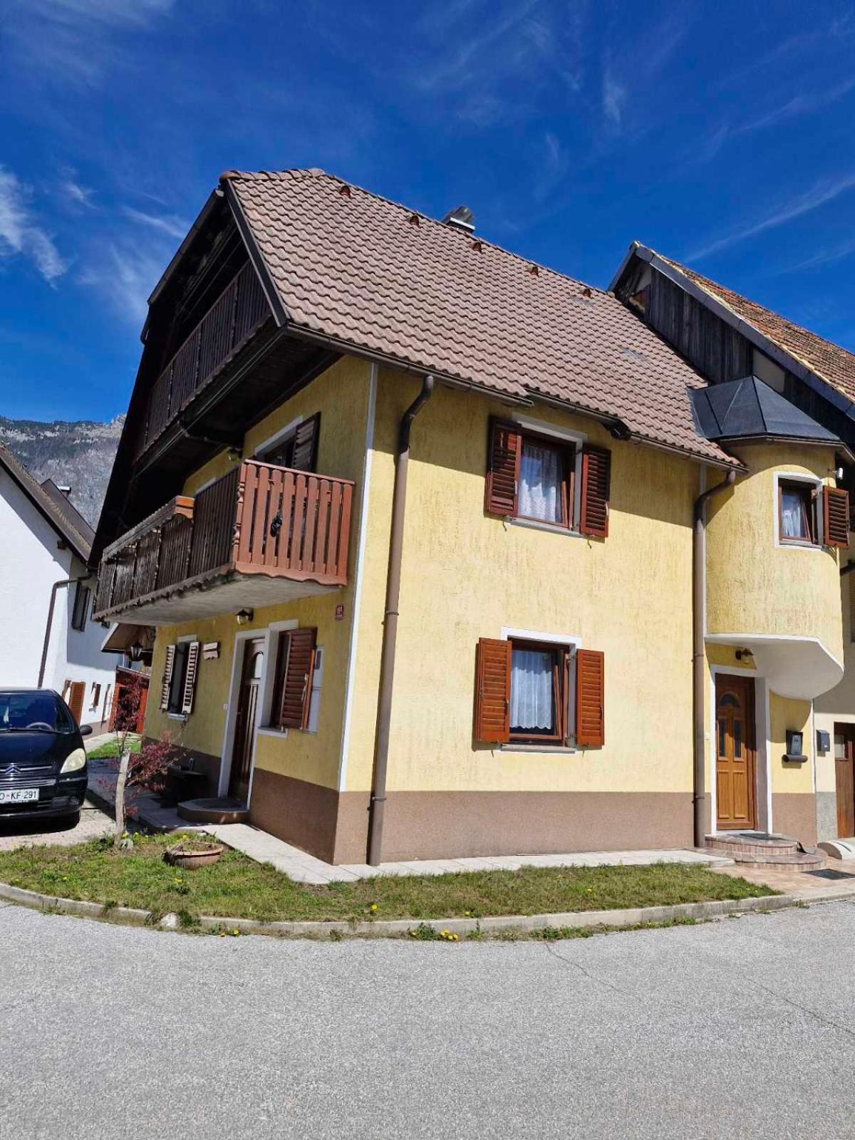 Kometer Appartement Bovec Buitenkant foto